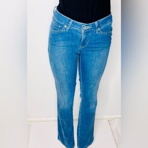 Women's Blue Jeans